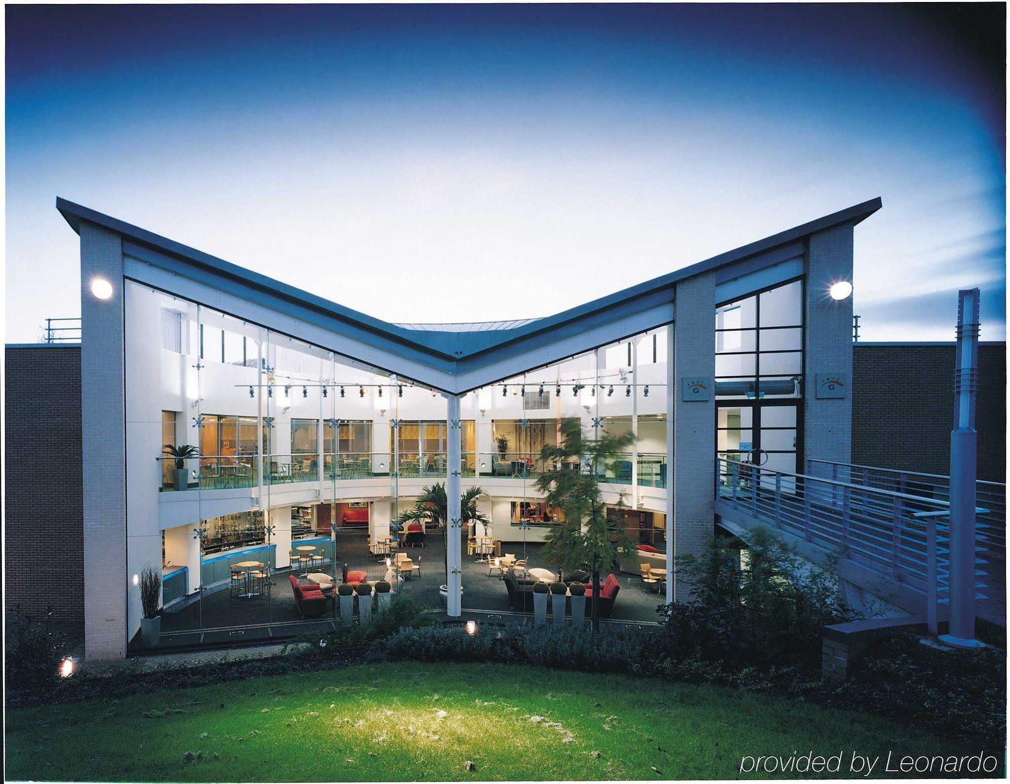 The Orchard & Restaurant Отель