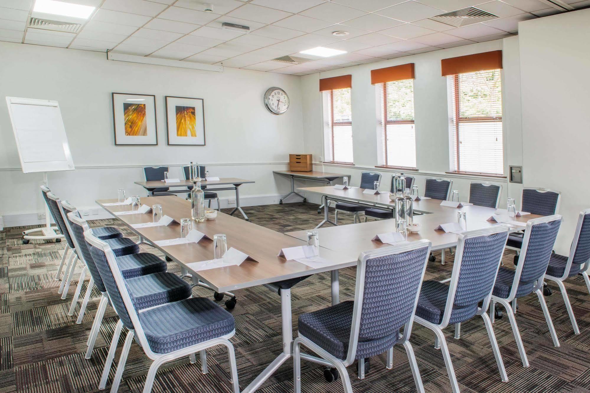 Отель The Orchard & Restaurant 4*